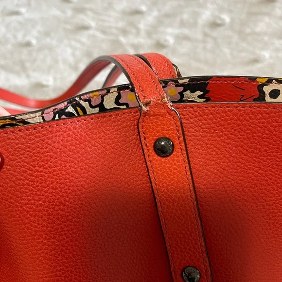 Coach Purse - Picture 5 of 6